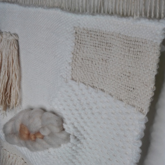 Tapestry weaving macrame wall decor - Picture 4 of 6